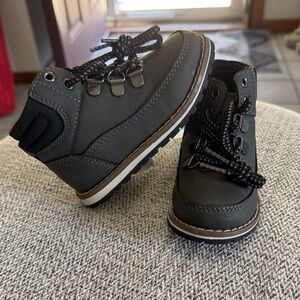 NWT Gray Kids Boots